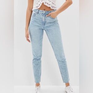 american eagle outfitters mom jeans